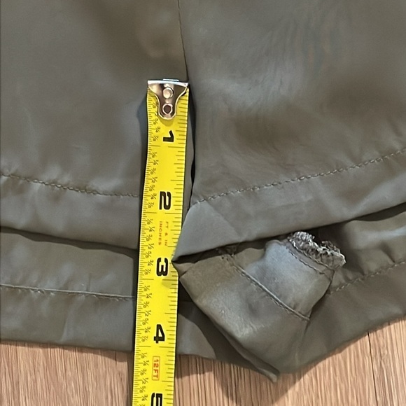 Lulu's Women’s Romper Small Green Satin Bohemian Contemporary Feminine - Picture 14 of 16